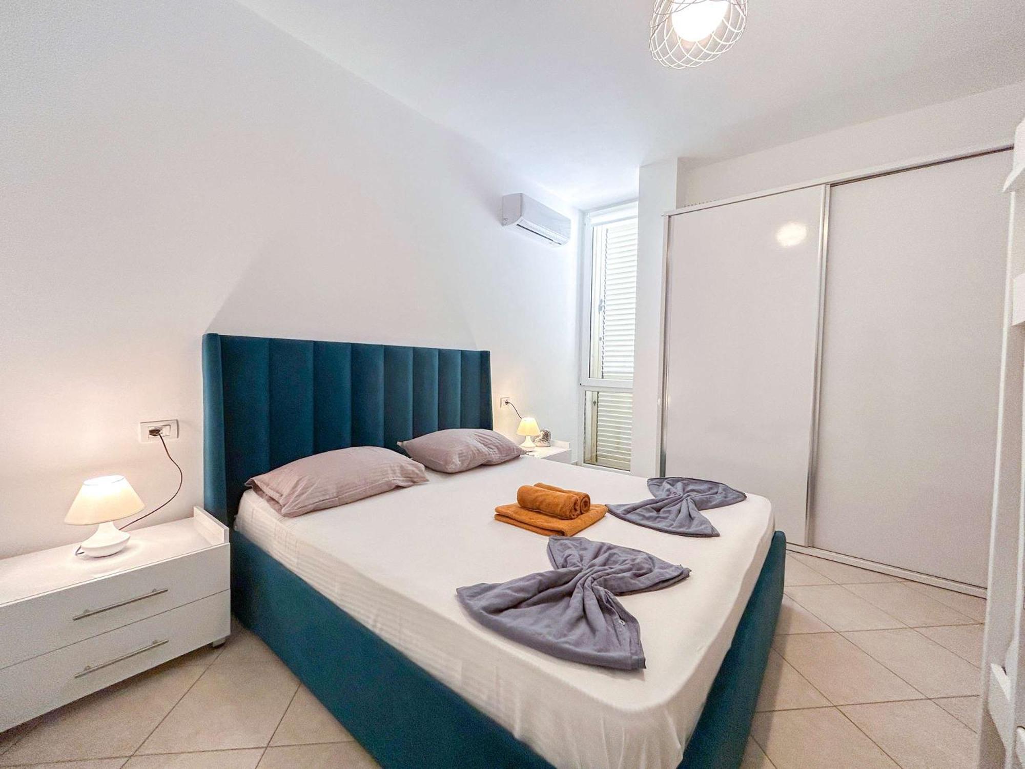 Azzurro 617 Apartment *