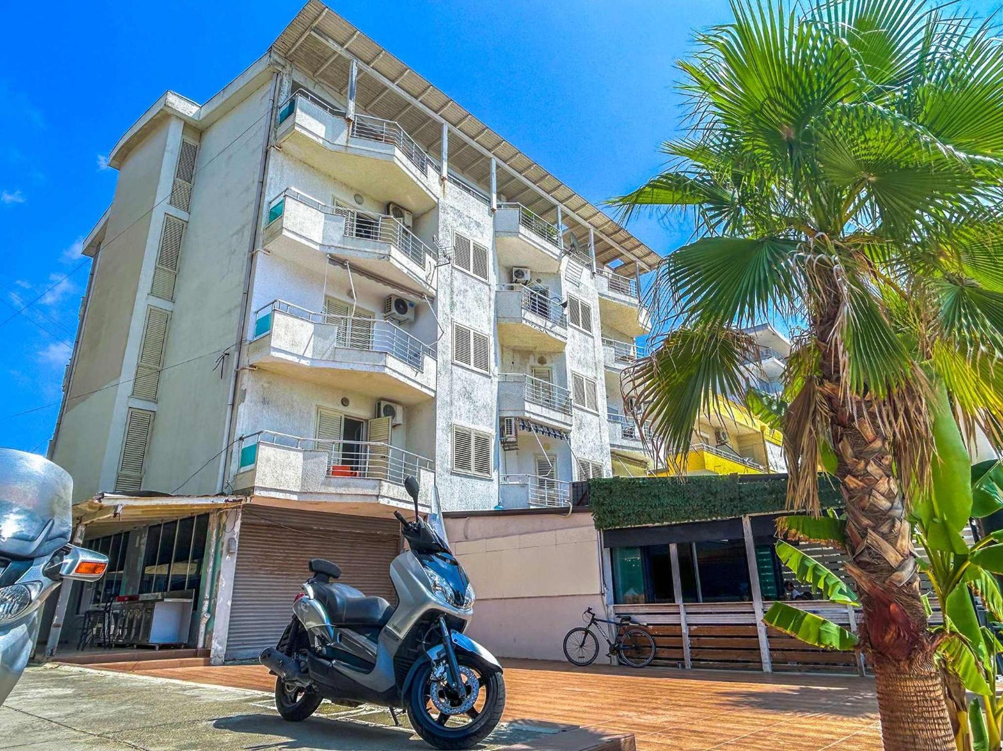 Azzurro 617 Apartment Durres