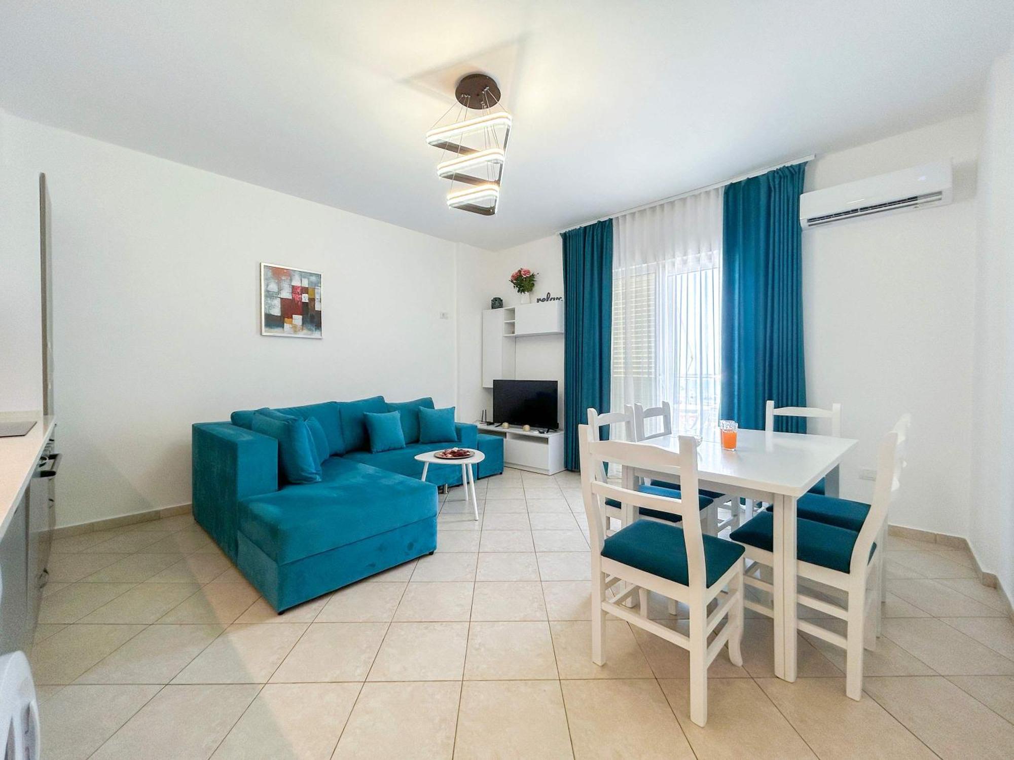 Azzurro 617 Durres