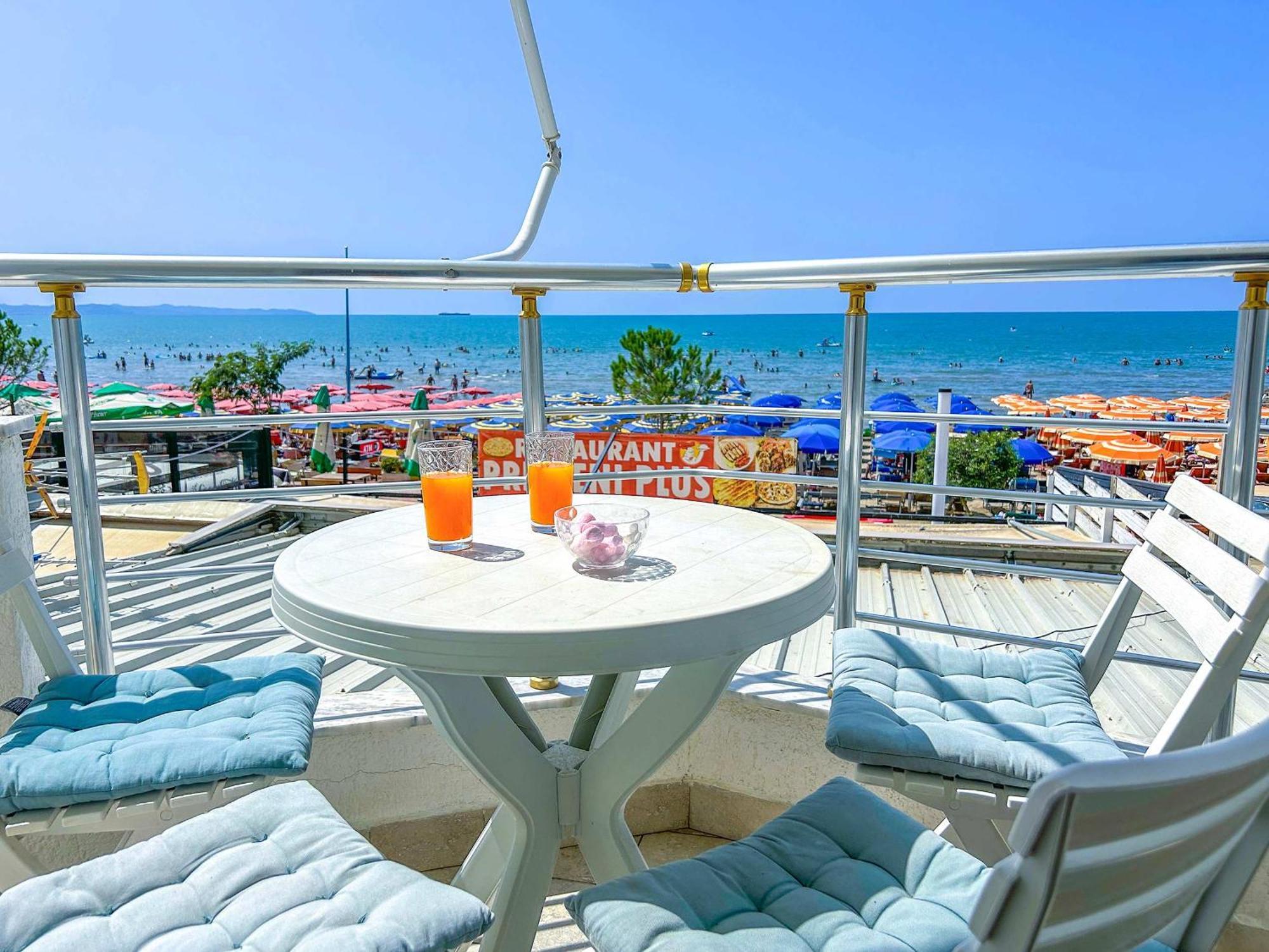 Apartment Azzurro 617 *
